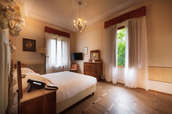 Villa Scacciapensieri Boutique Hotel image 16